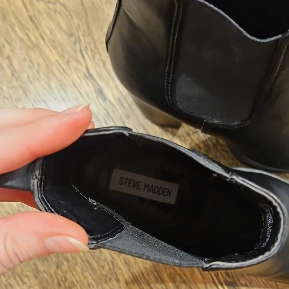 Steve Madden Black Heeled Boots - Picture 7 of 8
